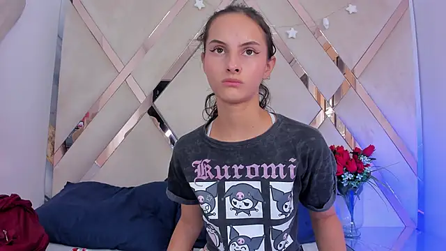 ninaht online show from November 2025 08:56:02 PM