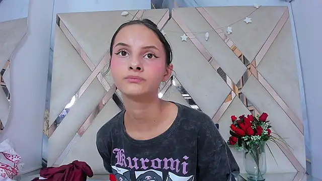 ninaht online show from November 2025 08:36:02 PM