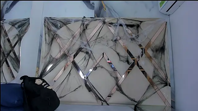 ninaht online show from October 2025 08:31:02 PM