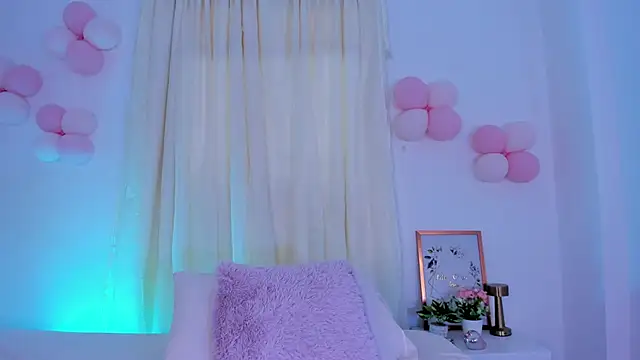 ninaht online show from March 2026 09:09:01 PM