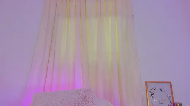 ninaht online show from March 2026 09:03:01 PM