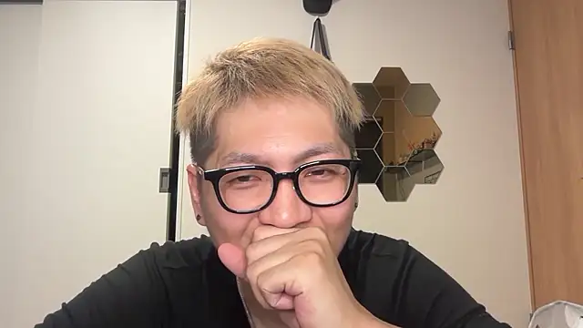 Snapshot of kensnb chatting on February 2026 11:43:02 AM kensnb online show from February 2026 11:43:02 AM