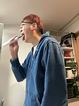 Snapshot of kensnb chatting on October 2025 08:19:01 PM kensnb online show from October 2025 08:19:01 PM