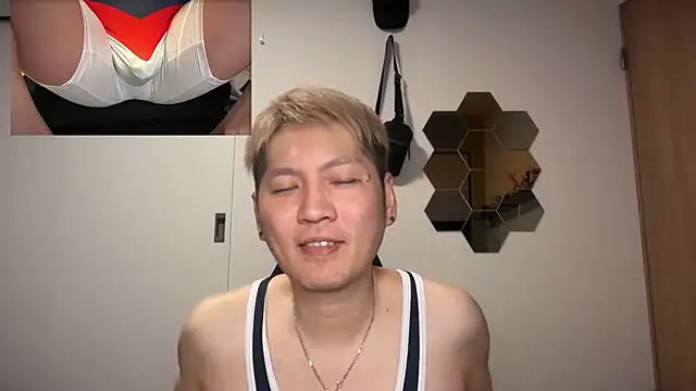 Snapshot of kensnb chatting on February 2026 11:41:01 AM kensnb online show from February 2026 11:41:01 AM