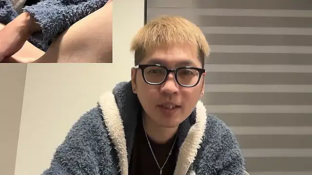 Snapshot of kensnb chatting on February 2026 12:16:01 PM kensnb online show from February 2026 12:16:01 PM