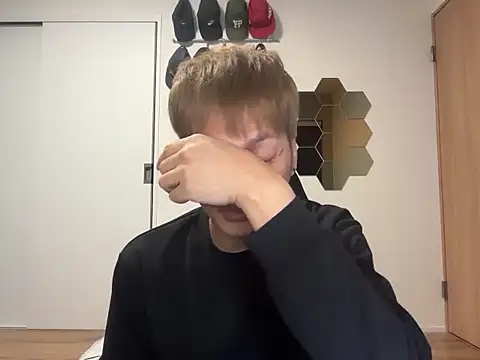 Snapshot of kensnb chatting on December 2025 07:35:01 PM kensnb online show from December 2025 07:35:01 PM