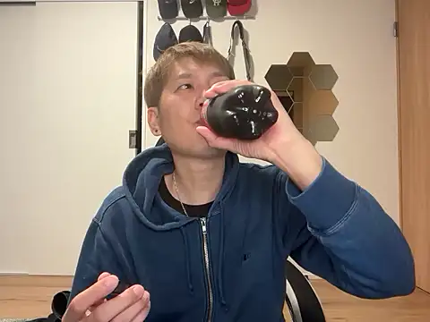 Snapshot of kensnb chatting on December 2025 07:26:02 PM kensnb online show from December 2025 07:26:02 PM