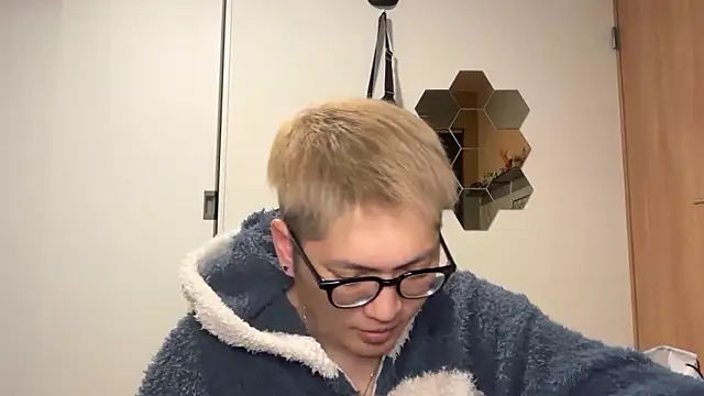 Snapshot of kensnb chatting on February 2026 12:38:01 PM kensnb online show from February 2026 12:38:01 PM