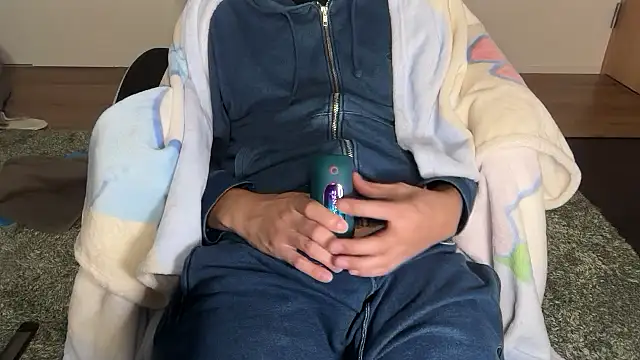 Snapshot of kensnb chatting on November 2025 08:09:02 PM kensnb online show from November 2025 08:09:02 PM