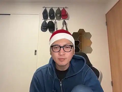 Snapshot of kensnb chatting on December 2025 08:44:02 PM kensnb online show from December 2025 08:44:02 PM