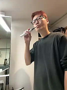 Snapshot of kensnb chatting on October 2025 08:20:02 PM kensnb online show from October 2025 08:20:02 PM