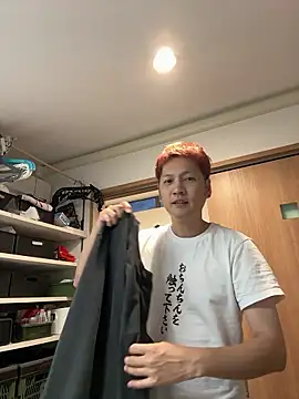 Snapshot of kensnb chatting on October 2025 08:43:02 PM kensnb online show from October 2025 08:43:02 PM