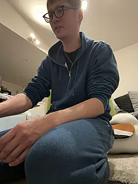 Snapshot of kensnb chatting on November 2025 08:31:02 PM kensnb online show from November 2025 08:31:02 PM