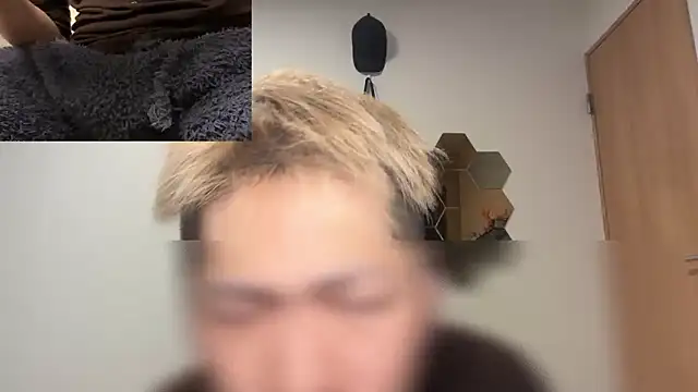 Snapshot of kensnb chatting on February 2026 08:21:01 PM kensnb online show from February 2026 08:21:01 PM