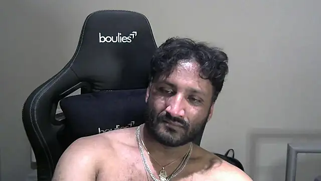 Snapshot of shadthebiguy chatting on February 2025 09:01:01 AM shadthebiguy online show from February 2025 09:01:01 AM