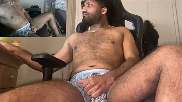 Snapshot of shadthebiguy chatting on January 2025 11:56:01 PM shadthebiguy online show from January 2025 11:56:01 PM