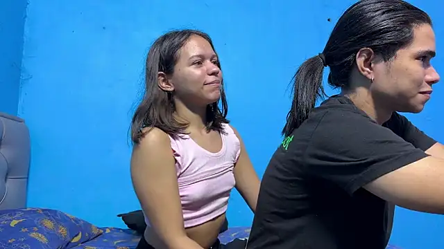 Snapshot of frank_and_claudette chatting on February 2025 02:13:01 PM frank and claudette online show from February 2025 02:13:01 PM