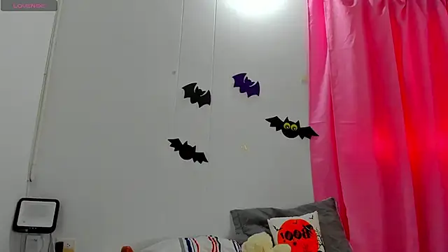 Snapshot of Natasha_by chatting on October 2025 02:51:02 PM Natasha by online show from October 2025 02:51:02 PM