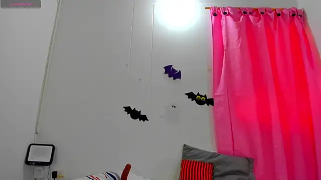 Snapshot of Natasha_by chatting on October 2025 02:51:02 PM Natasha by online show from October 2025 02:51:02 PM