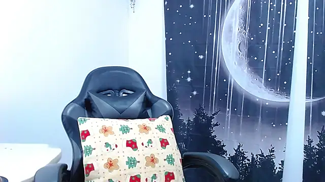 Hikaryfire online show from February 2026 09:03:02 PM