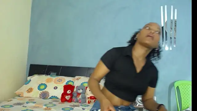 Madison  12 online show from February 2025 12:25:01 AM