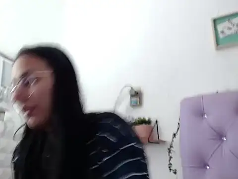 Snapshot of Freyja_01 chatting on October 2025 03:25:01 PM Freyja 01 online show from October 2025 03:25:01 PM