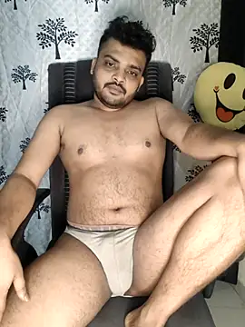 Snapshot of Mr_Handsome_hunk chatting on November 2025 05:50:02 PM Mr Handsome hunk online show from November 2025 05:50:02 PM