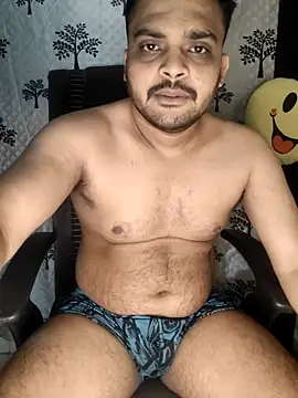 Snapshot of Mr_Handsome_hunk chatting on November 2025 08:01:02 PM Mr Handsome hunk online show from November 2025 08:01:02 PM