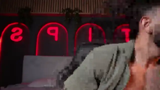 Austin bolt online show from November 2025 02:48:02 AM