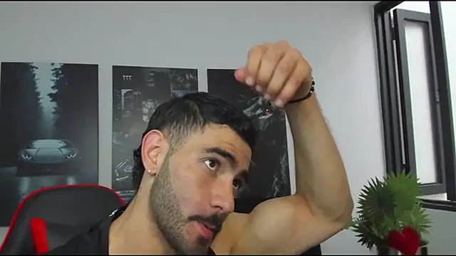 Austin bolt online show from February 2025 08:33:02 PM