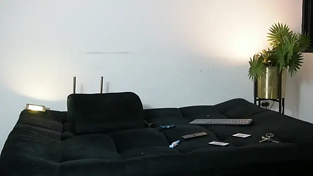 Austin bolt online show from October 2025 03:07:02 AM