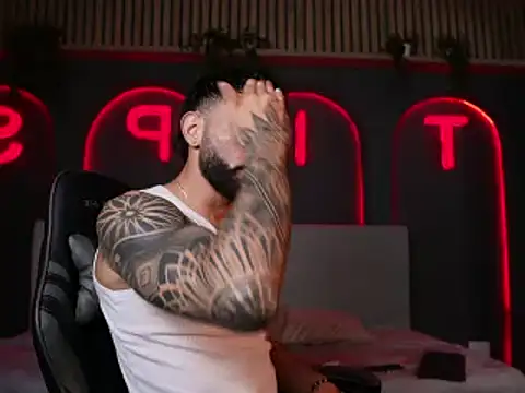 Austin bolt online show from November 2025 03:43:02 AM