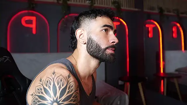 Austin bolt online show from February 2026 01:03:02 AM