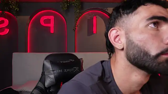 Austin bolt online show from October 2025 03:29:02 AM