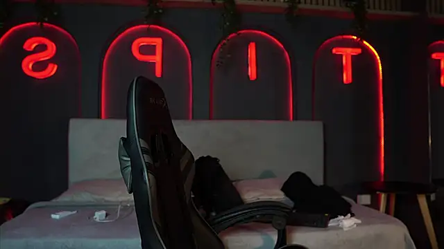 Austin bolt online show from February 2026 03:23:02 AM