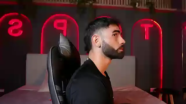 Austin bolt online show from October 2025 03:47:01 AM