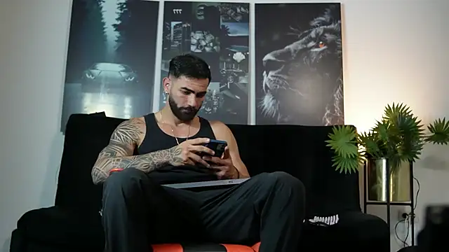 Austin bolt online show from October 2025 02:27:02 AM