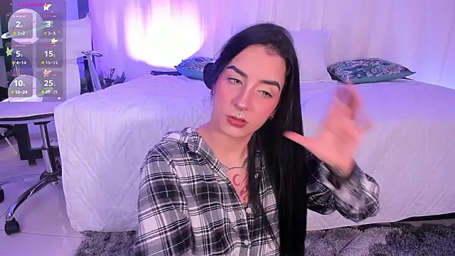 Snapshot of Alice_woodville chatting on February 2026 02:23:02 AM Alice woodville online show from February 2026 02:23:02 AM