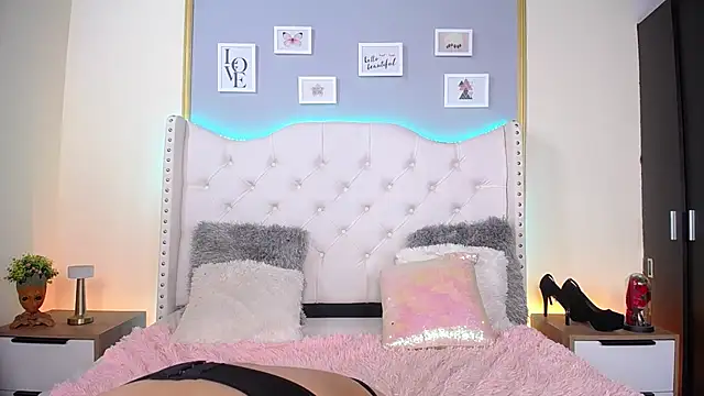 dante ferraraa online show from March 2026 09:24:02 PM