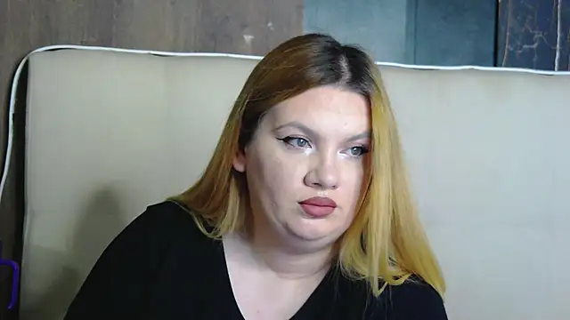 MelanieBrownn online show from December 2025 06:38:02 AM