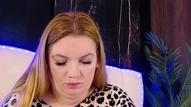 Snapshot of MelanieBrownn chatting on April 2026 04:26:01 AM MelanieBrownn online show from April 2026 04:26:01 AM