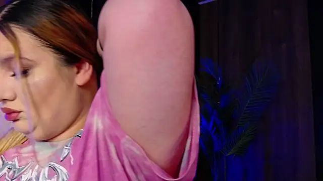 MelanieBrownn online show from February 2026 07:17:02 AM