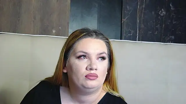 MelanieBrownn online show from January 2026 05:44:01 AM