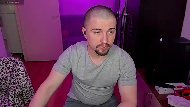 Michael Wolfborn online show from April 2026 02:18:01 PM