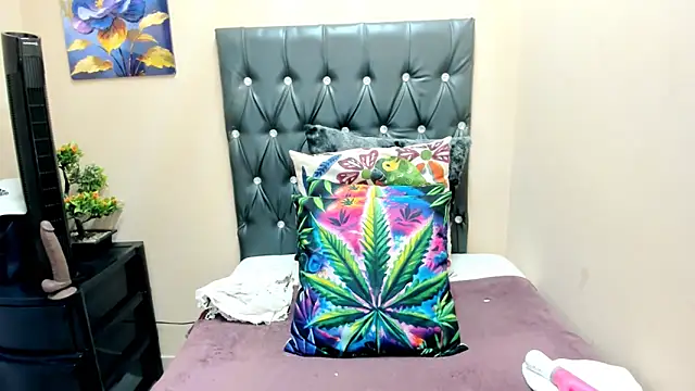 Temptressqeen online show from January 2026 05:22:01 AM