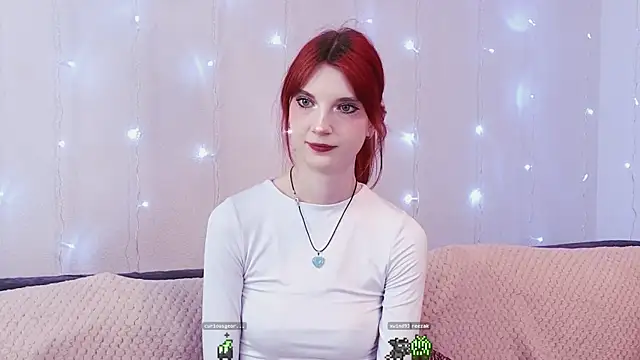 KimWilli online show from December 2024 04:17:01 PM