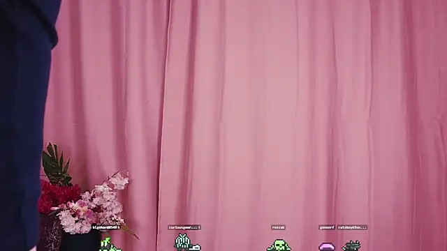 KimWilli online show from January 2025 10:08:02 PM