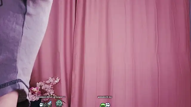 KimWilli online show from January 2025 10:24:01 PM