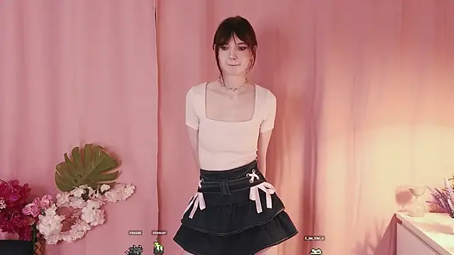 KimWilli online show from March 2025 07:17:01 PM