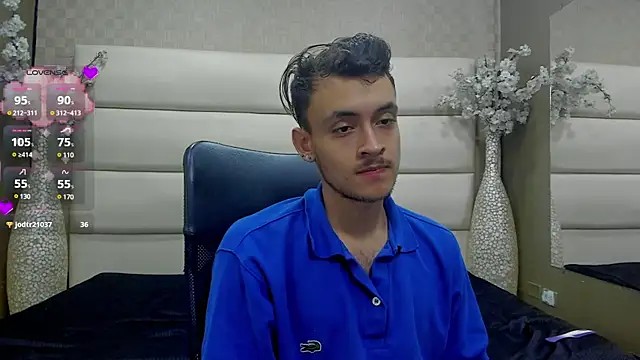 Snapshot of Desmon_Clark chatting on March 2025 07:34:02 AM Desmon Clark online show from March 2025 07:34:02 AM